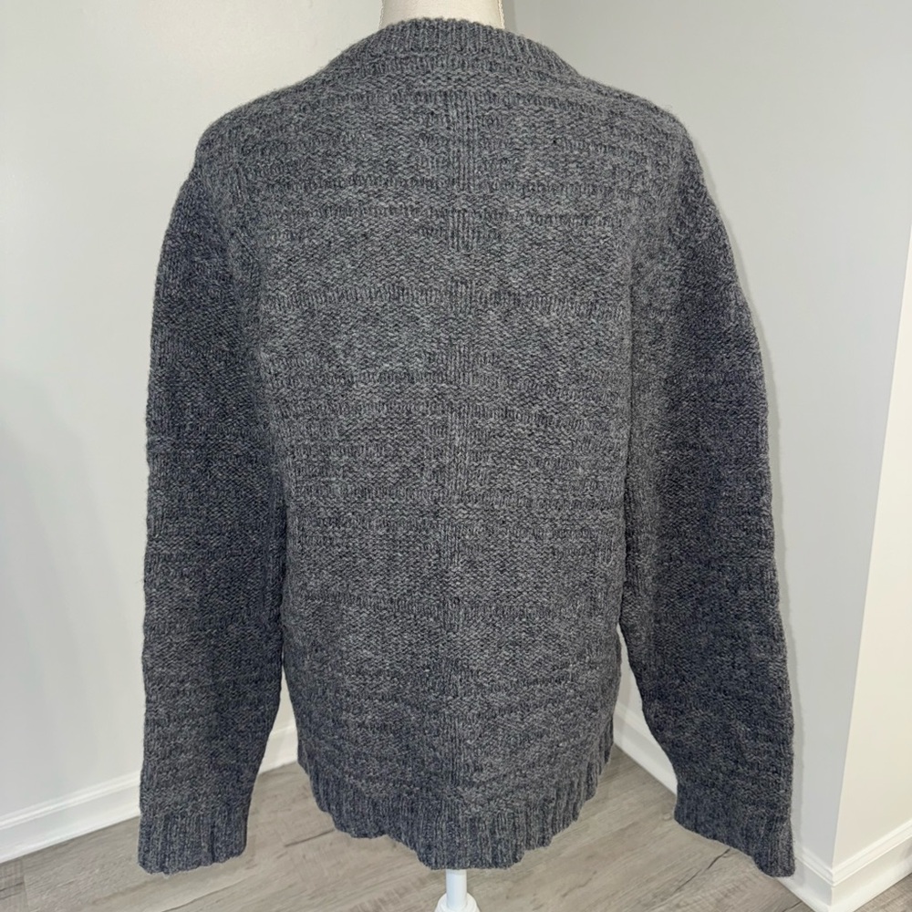 Pendleton Mens Medium Gray Lambswool Crewneck Swe… - image 4
